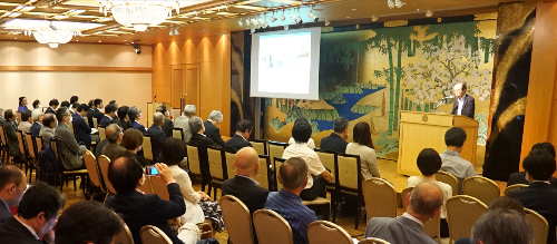 講演会風景:明治記念館(若竹の間)