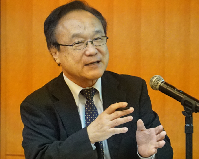 モデレータ 関口和一氏(MM総研 代表取締役所長 元日本経済新聞社 論説委員)